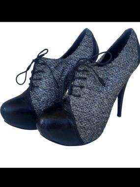 Stuart Weitzman Tweed Lace Up Heels Bootie Oxford Cap Toe Stiletto Size 8